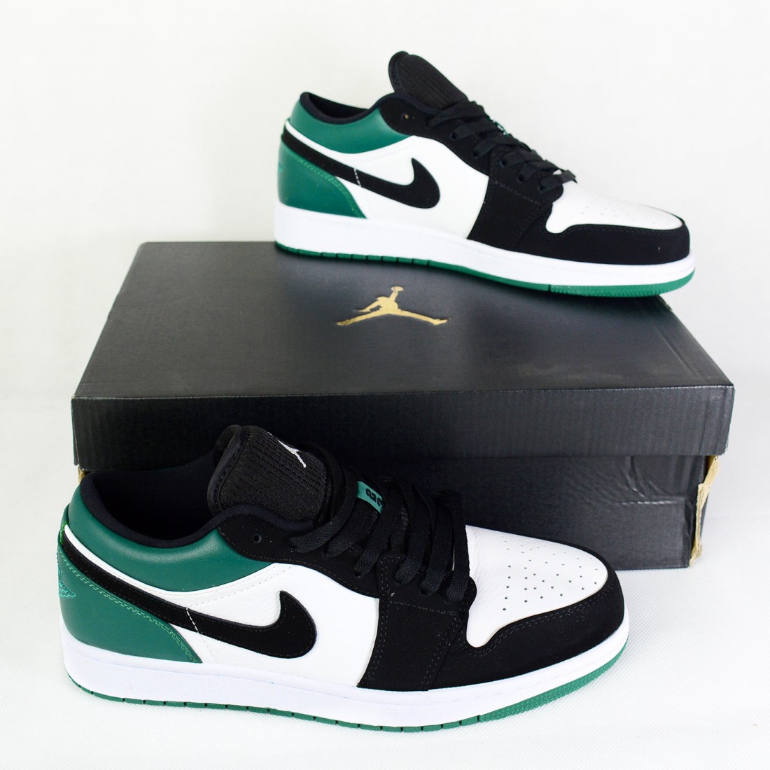 jordan low mystic green